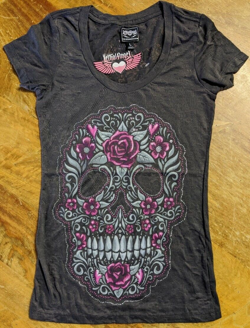 SUGA SKULLS TEE