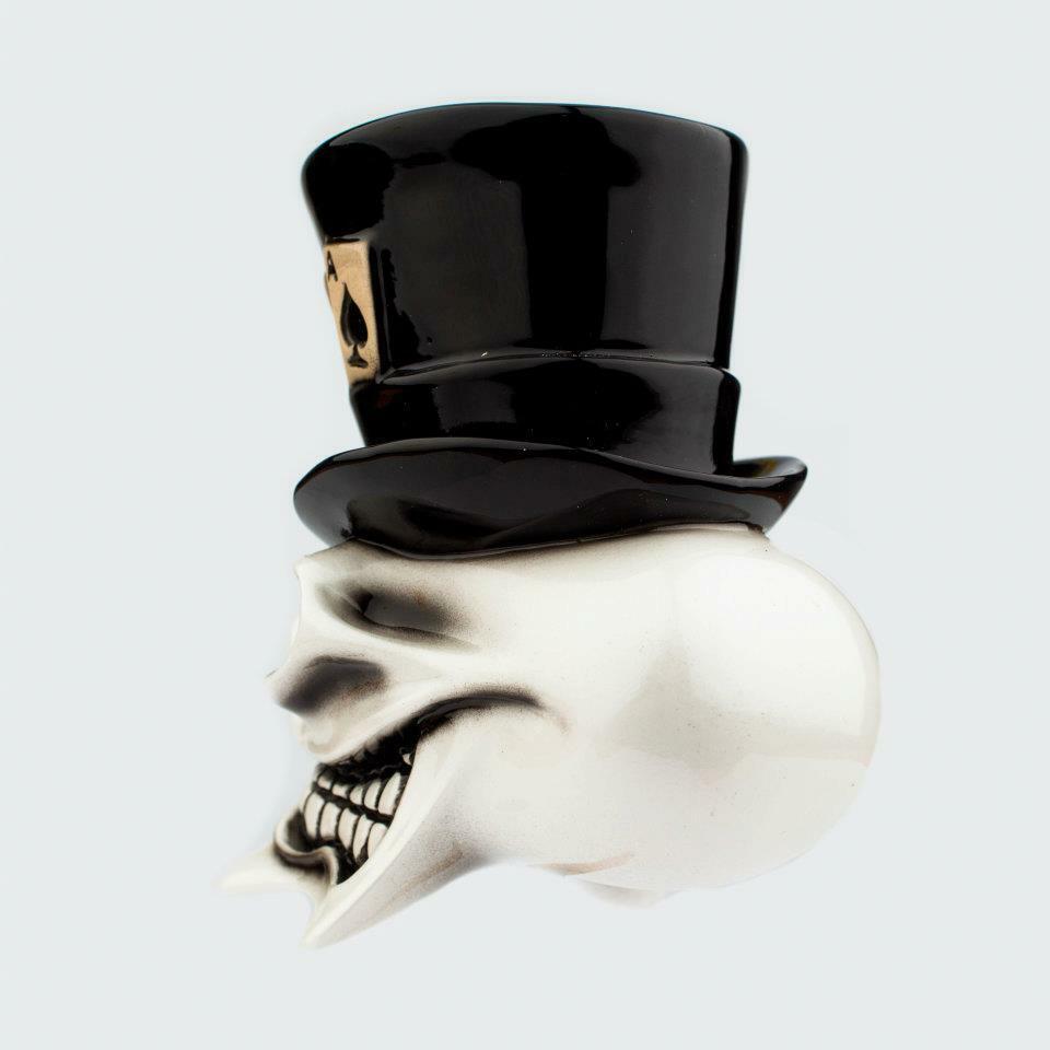 SKULL TOP HAT GEAR KNOB