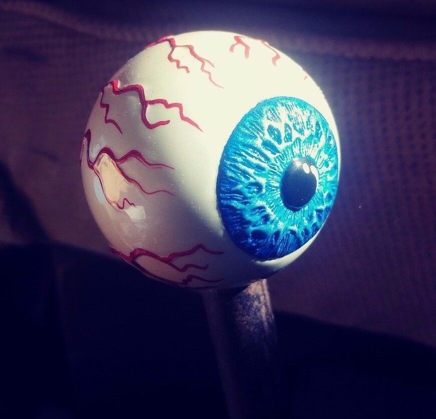 BLUE EYEBALL GEAR KNOB