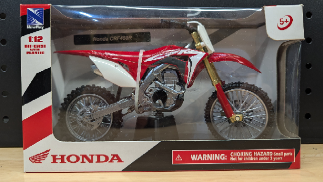 CRF450R DIECAST DIRT BIKE
