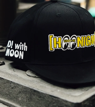 MOONBAR SNAPBACK HAT